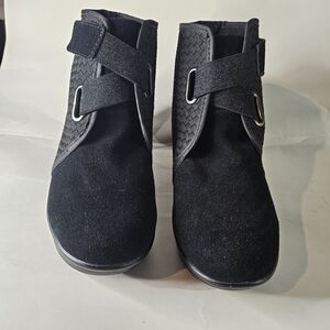 bernie mev. Black Wedge Shoes